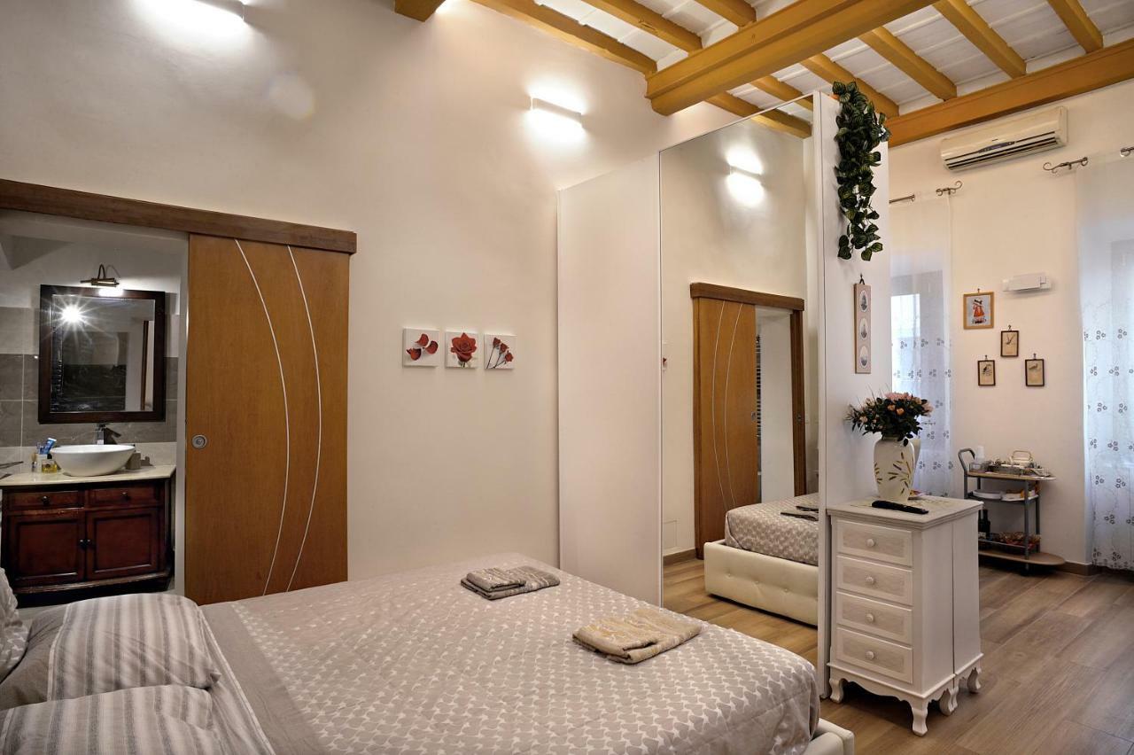 Relais Bargello Apartment Флоренция Экстерьер фото